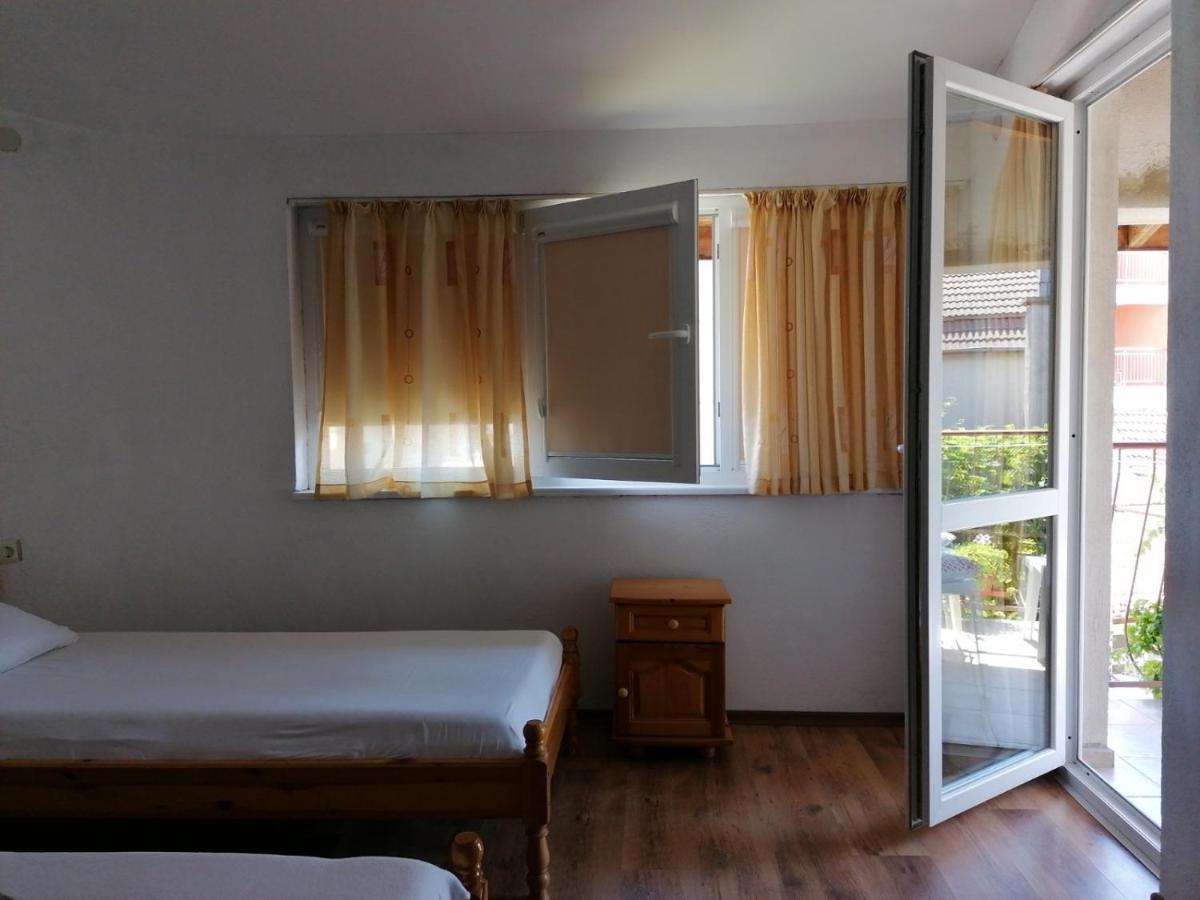 Guest House Sokratovi Obzor Exteriér fotografie