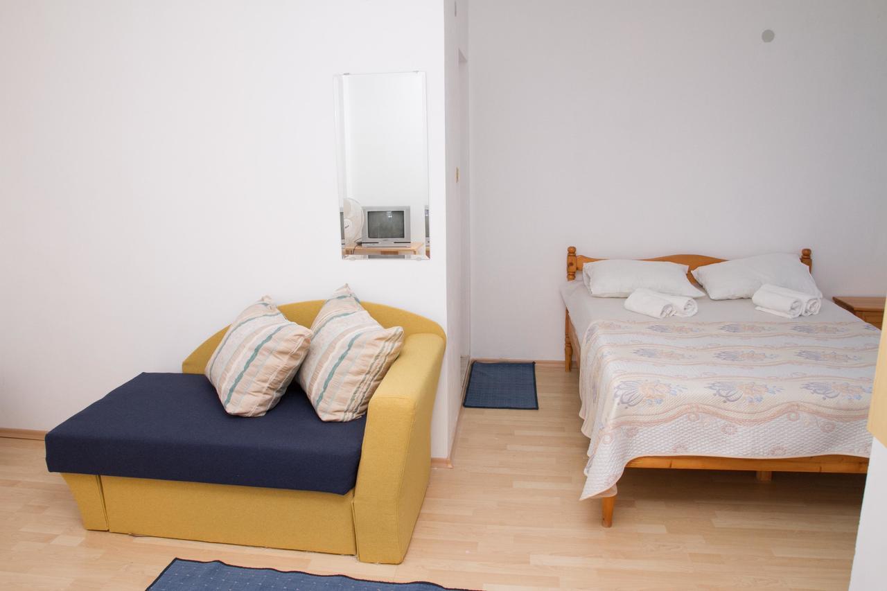 Guest House Sokratovi Obzor Exteriér fotografie